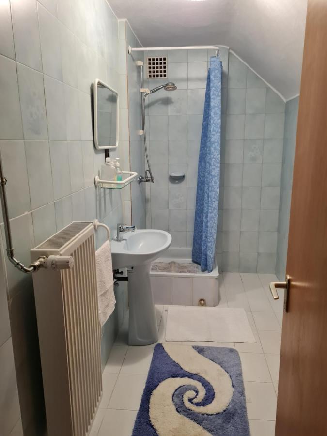 Gyoengyvirag Apartman Lenti Εξωτερικό φωτογραφία