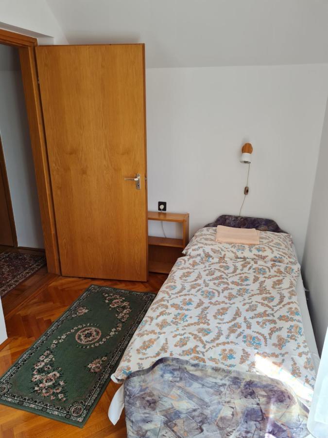 Gyoengyvirag Apartman Lenti Εξωτερικό φωτογραφία