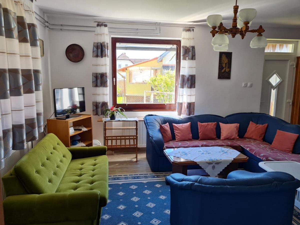 Gyoengyvirag Apartman Lenti Εξωτερικό φωτογραφία