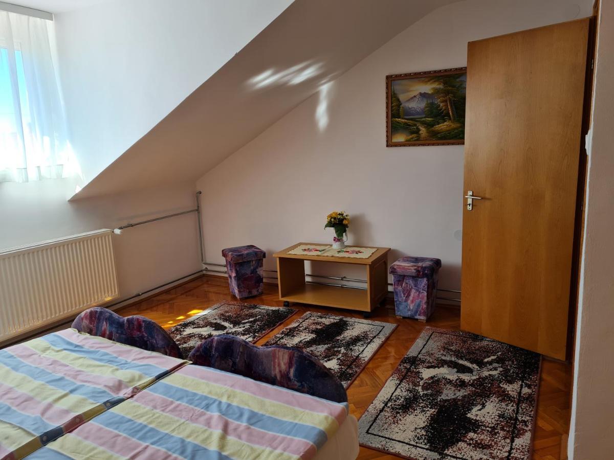 Gyoengyvirag Apartman Lenti Εξωτερικό φωτογραφία