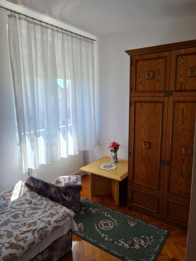 Gyoengyvirag Apartman Lenti Εξωτερικό φωτογραφία